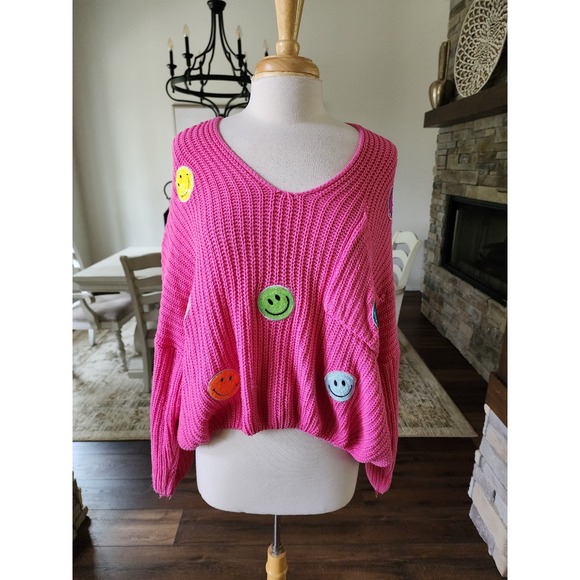Judith March Sweaters - Judith March Hot Pink Smiley Face Sequin Patch Oversized Knit Sweater M/L